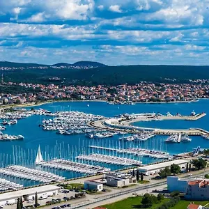 Apartment Svitlana, Sukošan